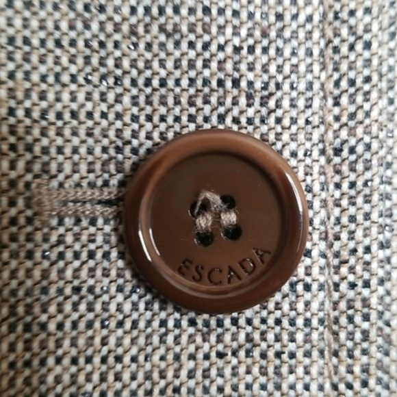 Escada Tan Wool Peplum Pleated Blazer Jaclet 44 (XL) - Picture 9 of 10